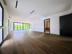 Grove Drive (D10), Detached #547806521